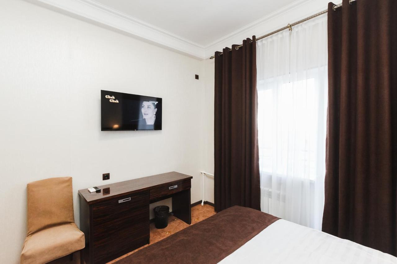 Atyraū Beluga Hotel מראה חיצוני תמונה